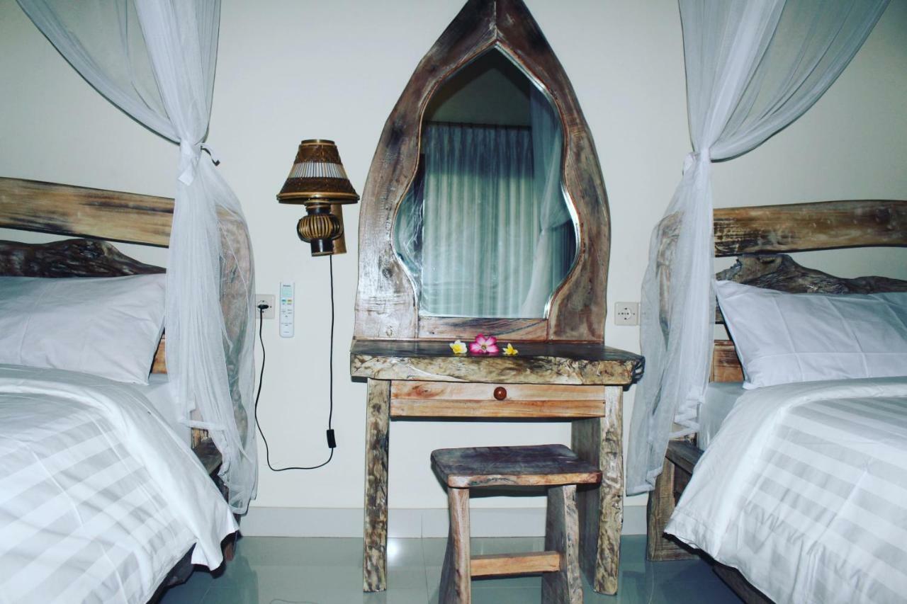 Bamboo Bali Hill Bungalows Amed Екстериор снимка