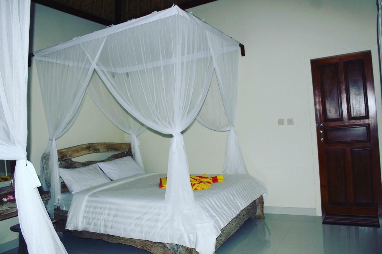 Bamboo Bali Hill Bungalows Amed Екстериор снимка