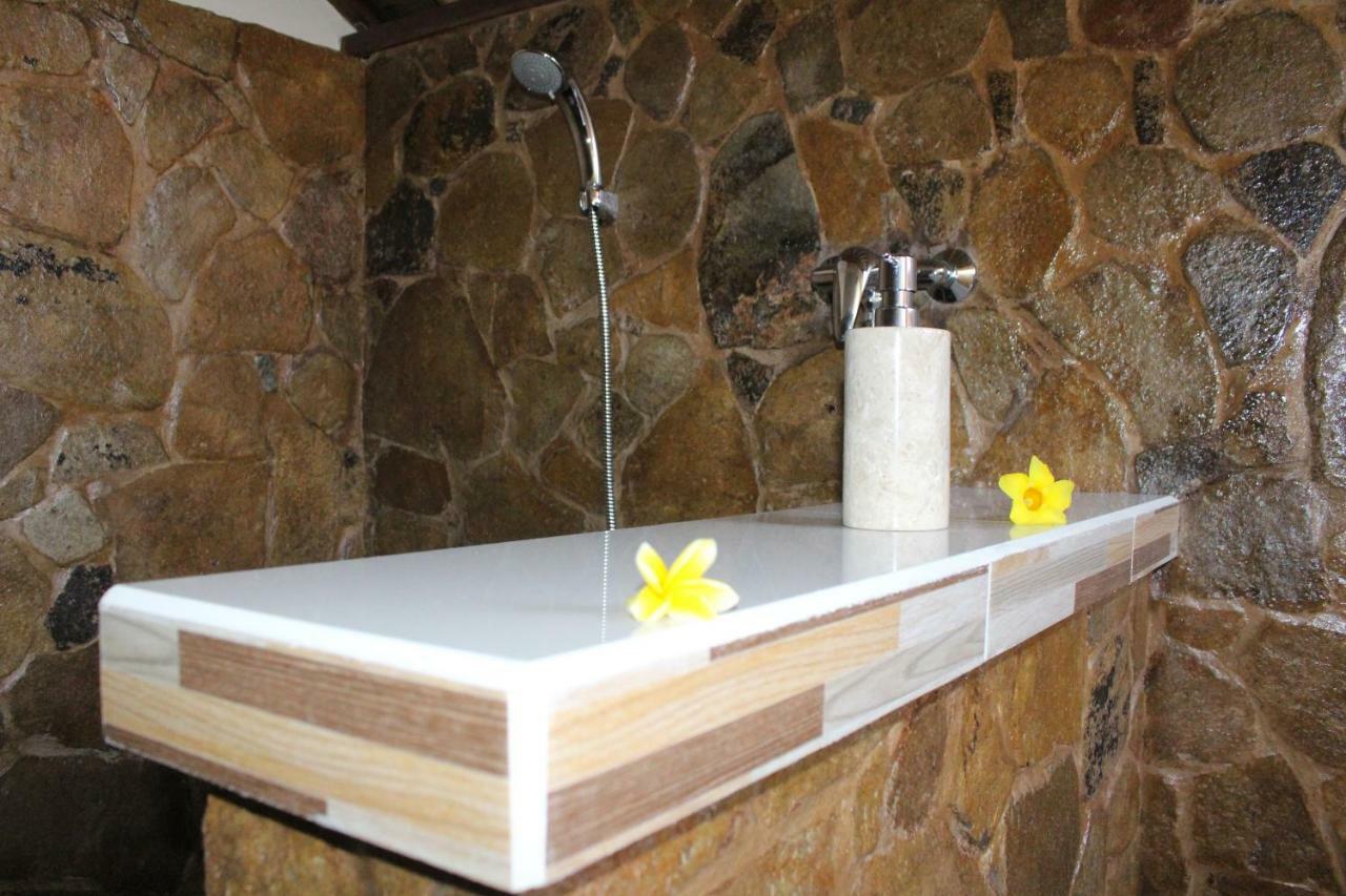 Bamboo Bali Hill Bungalows Amed Екстериор снимка