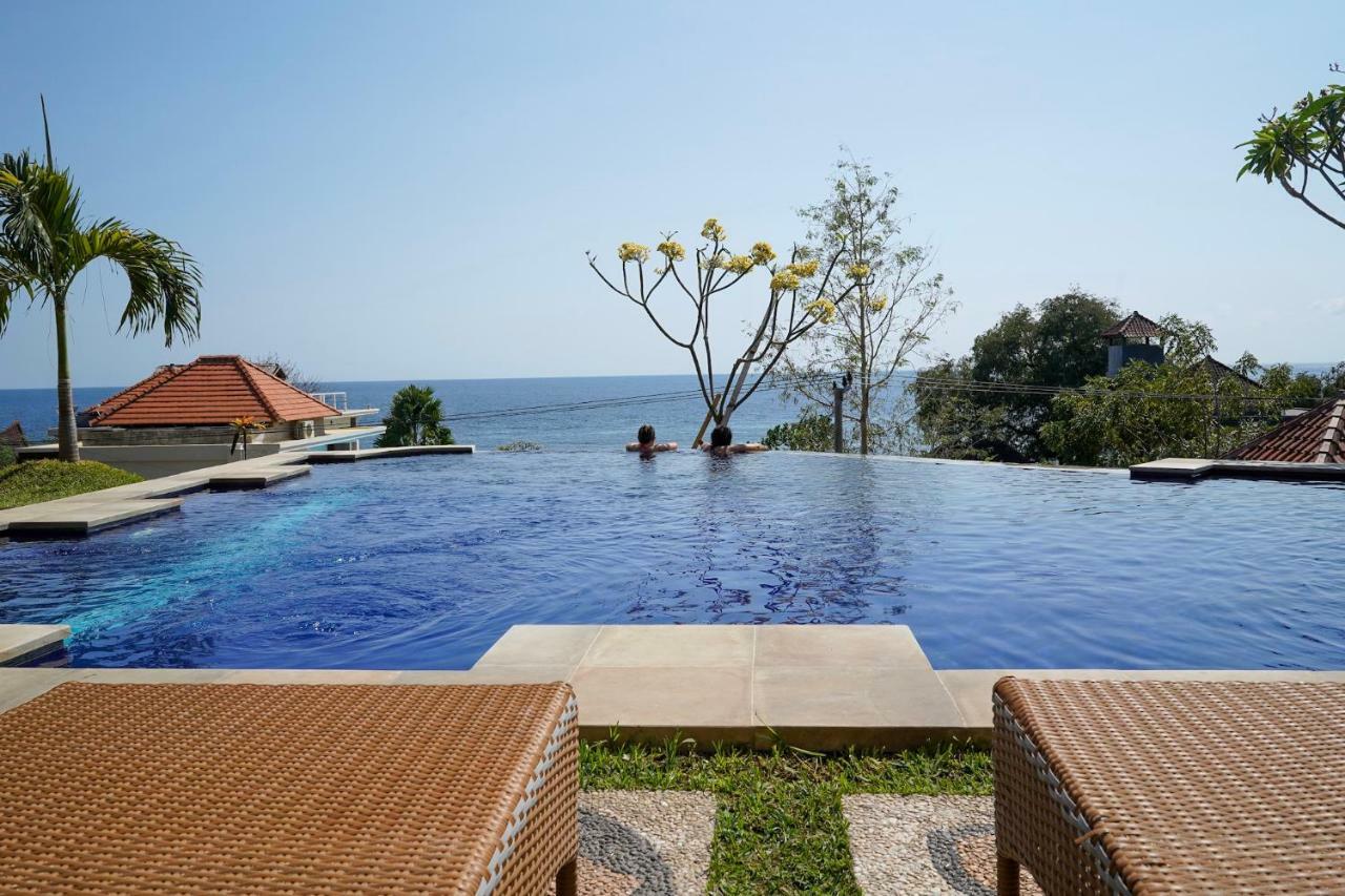 Bamboo Bali Hill Bungalows Amed Екстериор снимка